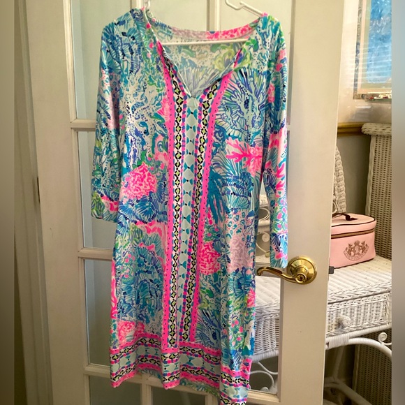 Lilly Pulitzer Dresses & Skirts - Beautiful classic Lilly Pulitzer dress beautiful colors